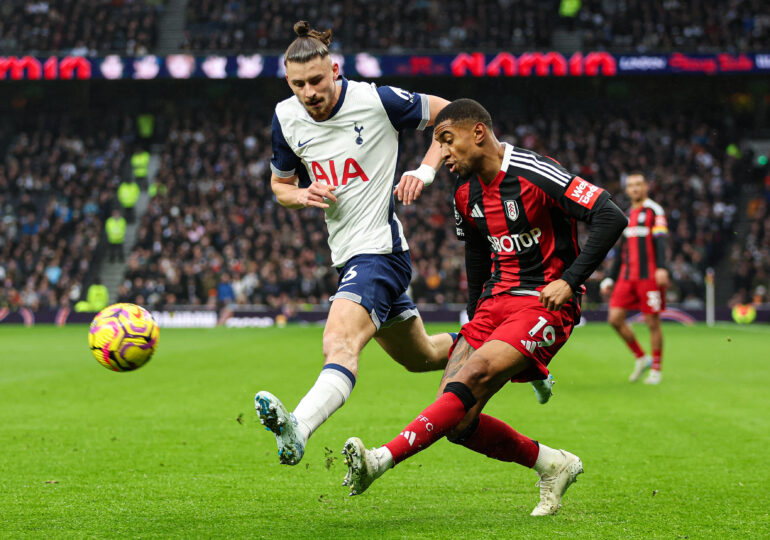 Dezastru pentru Radu Drăgușin! Tottenham a fost spulberată pe teren propriu de Liverpool. Românul, criticat dur de presă