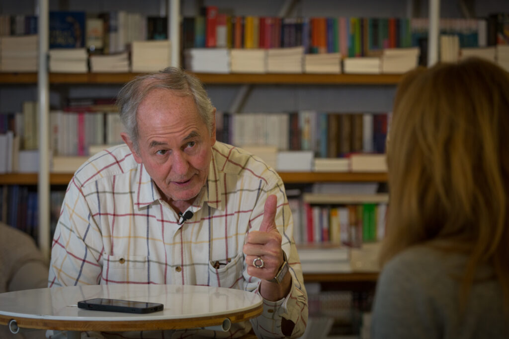 De ce Simion și Rusia implică și atacă Franța, în speța alegerilor de la București Interviu
