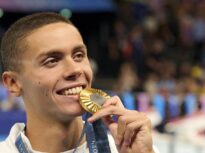 David Popovici, medalie de aur la Campionatul Național, la primul concurs după opt luni de pauză