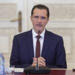 Vasile Bănescu ironizează excesele religioase ale lui Georgescu: Rugăciunea ajunge la Cer, indiferent de altitudine