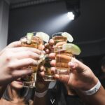 Cum să bei alcool fără să dai de bucluc: 5 sfaturi simple ale unui cercetător