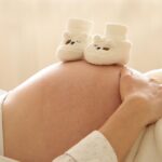 S-a născut primul copil din lume cu ajutorul unei tehnologii care maturizează ovulele în afara corpului