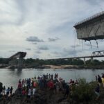 Un pod din Brazilia s-a rupt în două când un consilier filma crăpăturile apărute în structura de rezistență (Video)