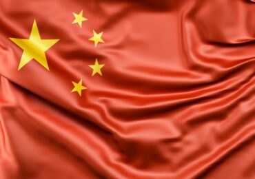 China amenință că va "riposta decisiv" dacă UE extinde restricțiile comerciale