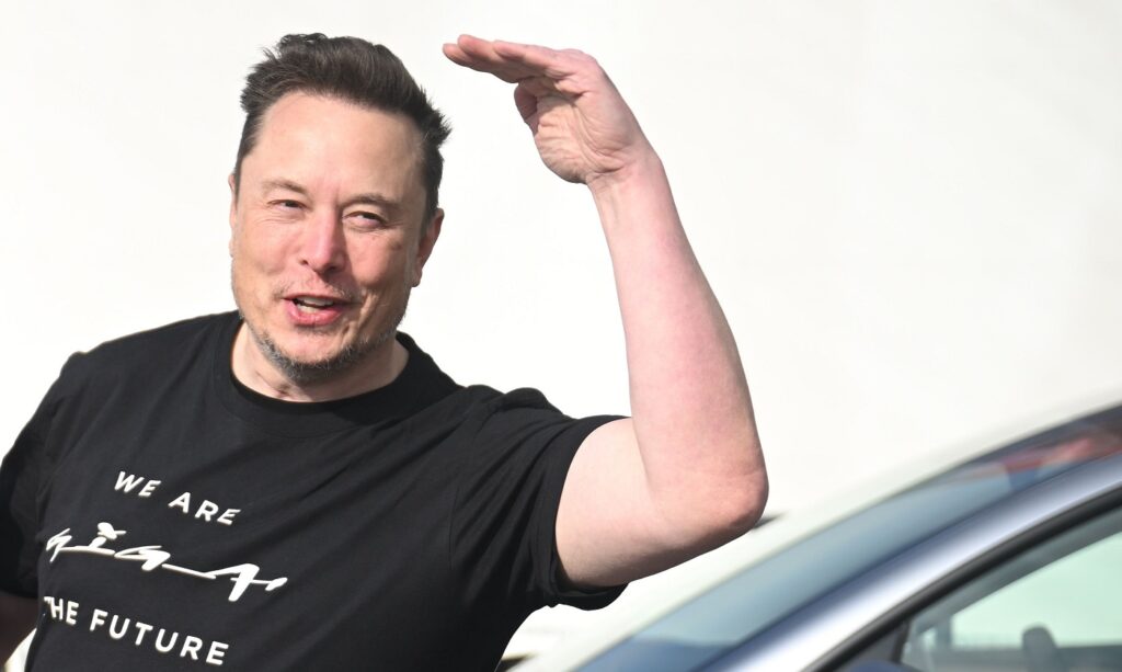 Acționarii Tesla aprobă un pachet salarial de 1.000 de miliarde de dolari pentru Elon Musk