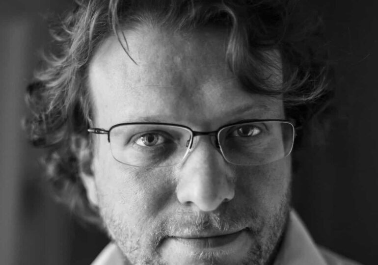 How a good propagandist could defeat Putin Interview with Peter Pomerantsev