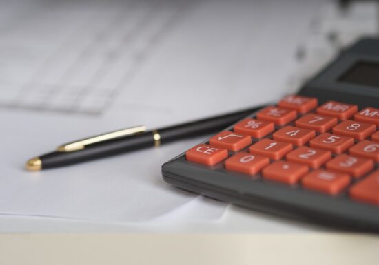 Cum să-ți construiești un viitor financiar sigur: Calculul economiilor pentru pensie