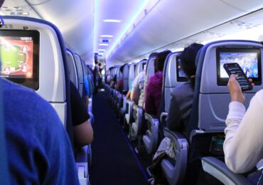 UE schimbă regulile pentru companiile aeriene. Ce drepturi vor avea pasagerii