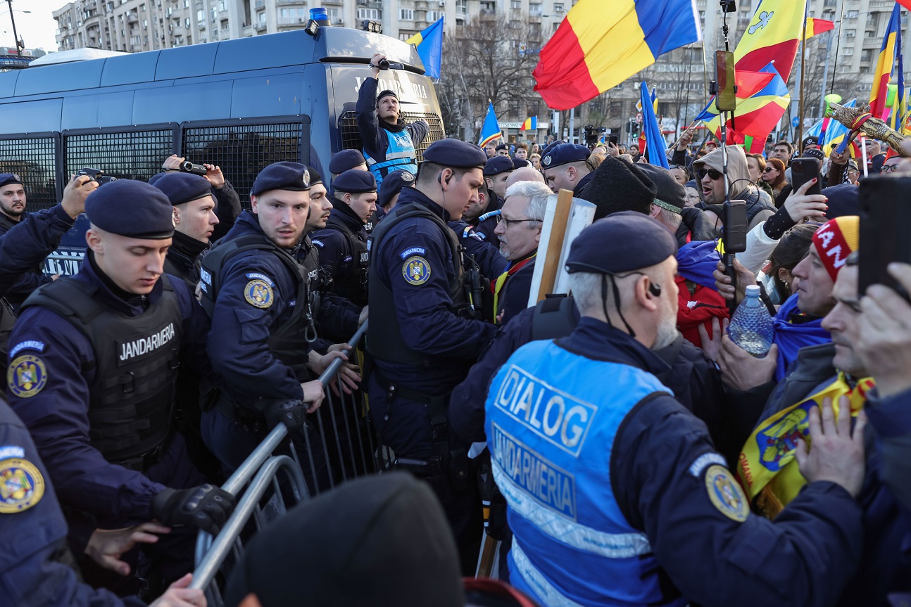 Azi, Bucureștiul găzduiește două proteste. Ce informații are Jandarmeria?