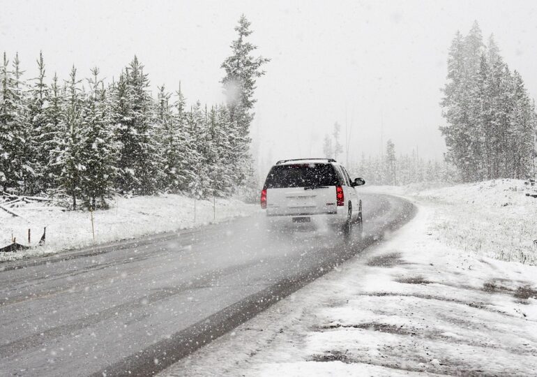 Americanii se pregătesc pentru cele mai abundente căderi de zăpadă și cele mai scăzute temperaturi din ultimul deceniu. Stare de urgență în mai multe state (Video)