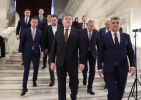 Congres extraordinar la PSD. Ciolacu: Bine ai venit, Crin, sper că ți-a fost dor de PSD! Antonescu, despre orientarea sexuală: Fără parade! <span style="color:#990000;">UPDATE</span>