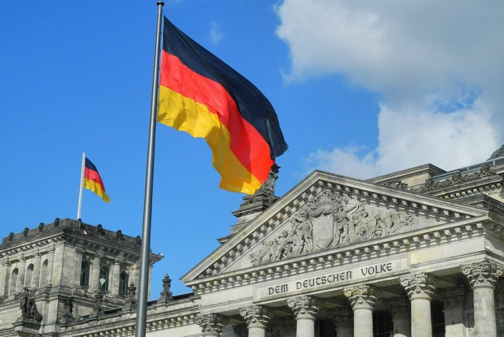 Economia germană riscă al treilea an de contracție din cauza tarifelor americane, susțin analiștii