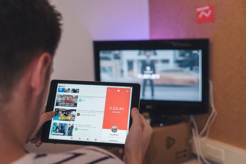 Cel mai în vârstă YouTuber din Polonia a murit la 105 ani