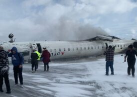 Canada: Un avion s-a răsturnat pe pistă, la aterizare (Video)