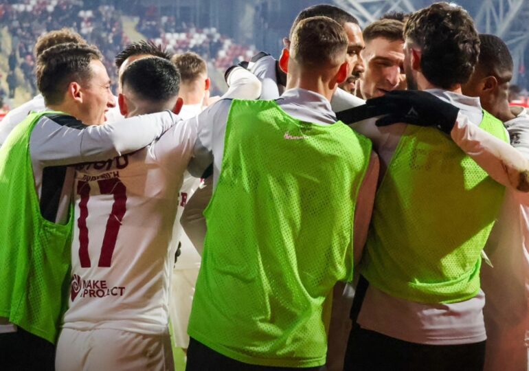 Superliga: CFR Cluj învinge clar la Arad, pe UTA, și devine lider