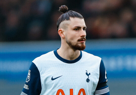 Antrenorul lui Tottenham vine cu vești noi despre Radu Drăgușin