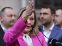 Elena Lasconi are un mesaj pentru Nicușor Dan: Nu mai ține cu lașitatea, deciziile vă aparțin