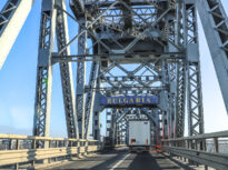 De 1 Mai se va circula pe o singură bandă pe Podul Prieteniei. Traseele alternative recomandate