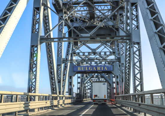 De 1 Mai se va circula pe o singură bandă pe Podul Prieteniei. Traseele alternative recomandate