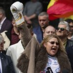 Candidatura Dianei Șoșoacă, respinsă de BEC: „Mă duc în birou sus, să îl sun pe Trump și pe Putin”!