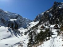 Concurenți căzuți în râpe la Transylvania 100, în Bucegi (Video) Mărturii de la locul accidentului: „Este greu să auzi oameni strigând după ajutor din râpe”