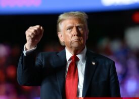 Trump s-a răzgândit: A amânat cu o lună și taxele vamale pentru Canada, după cele pentru Mexic