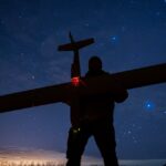 Drone misterioase survolează iar cea mai mare bază militară din Danemarca. Autoritățile ridică din umeri: „Nu le-am doborât” (Video)