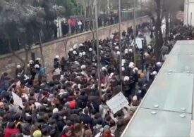 Protest violent la Istanbul. Susținătorii primarului arestat îndeamnă la manifestații în toată Turcia. Lira și bursa se prăbușesc (Video)