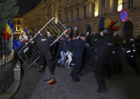 Cine sunt parlamentarii care s-ar afla în spatele protestului violent de la BEC: "Asta este democrația din România?"