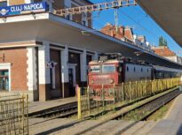 „Niciun metru de cale ferată nouă.” România plătește miliarde pentru trenuri care n-ajung pe șine