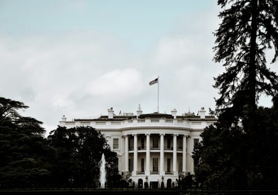 Casa Albă, distrusă de buldozerele lui Trump: Aripa de Est a fost complet demolată, iar dezastrul se vede din satelit (Foto)