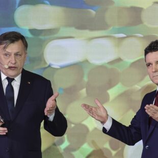 Crin Antonescu, Nicușor Dan