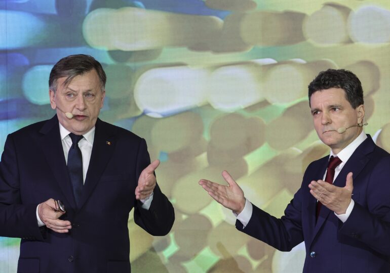 Cu cine votează diaspora?