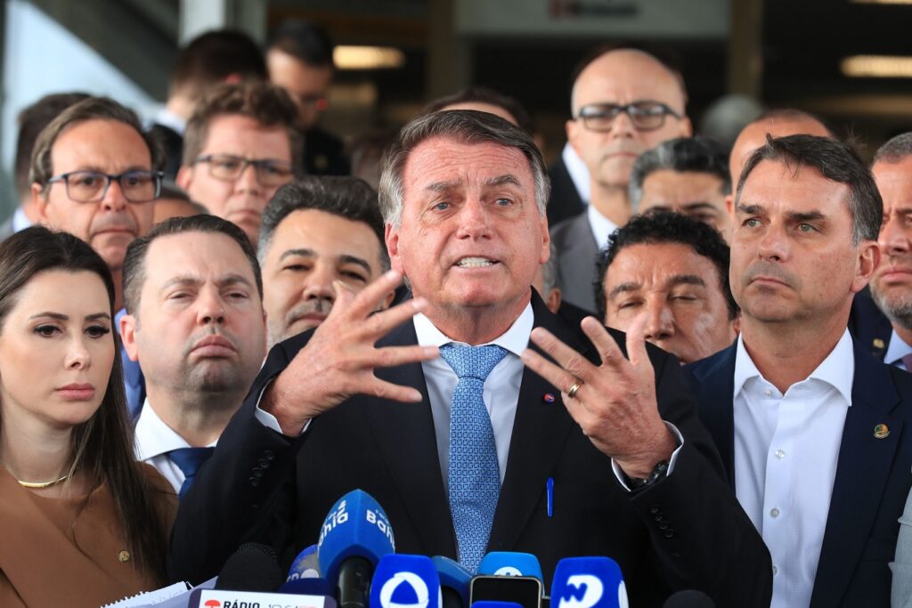 Fostul președinte brazilian Jair Bolsonaro e internat la Terapie Intensivă: Starea sa de sănătate s-a înrăutățit