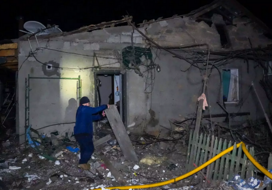 <span style="color:#990000;">Ziua 1148</span> Atacuri masive în Odesa și Herson (Foto & Video). UE va trimite „consilieri militari”. Curg reținerile și condamnările. Pas înainte pentru acordul pe minerale