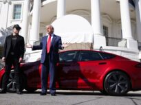 Trump spune că șoferii de mașini electrice au o boală. Declarația stârnește valuri de ironii online