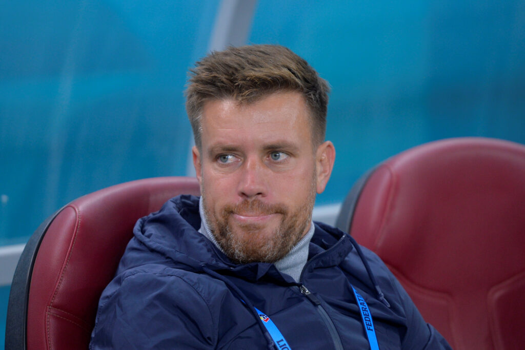 Mihai Pintilii, dat pe spate de doi fotbaliști de la FCSB: „Mă uimesc”