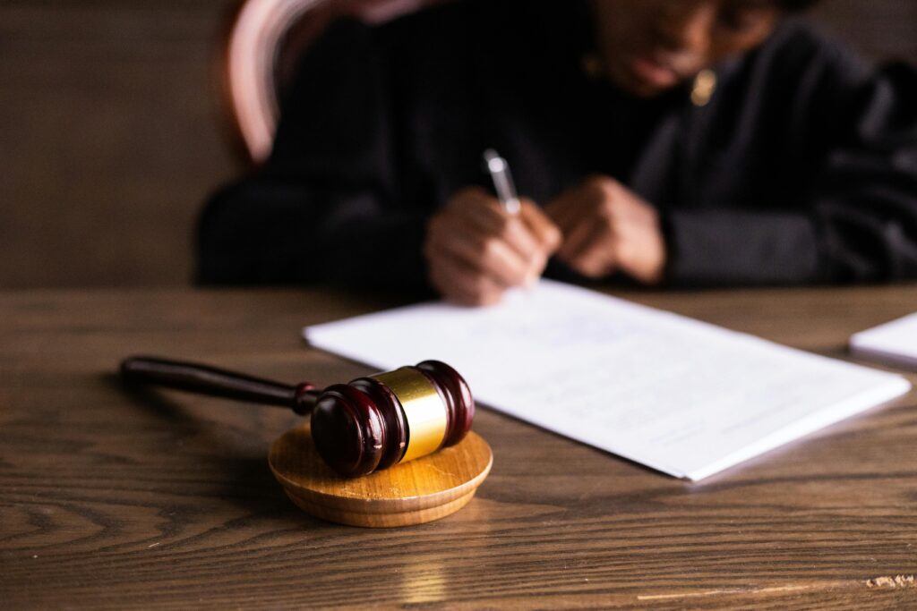 Măsuri speciale pentru protecția magistraților, a familiilor și a bunurilor acestora