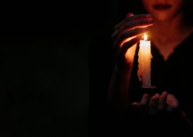 Cum supraviețuiești unei pene de curent: 5 lucruri de care ai neapărată nevoie