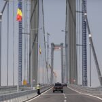 Podul de la Brăila are iar probleme: A apărut apă în asfalt