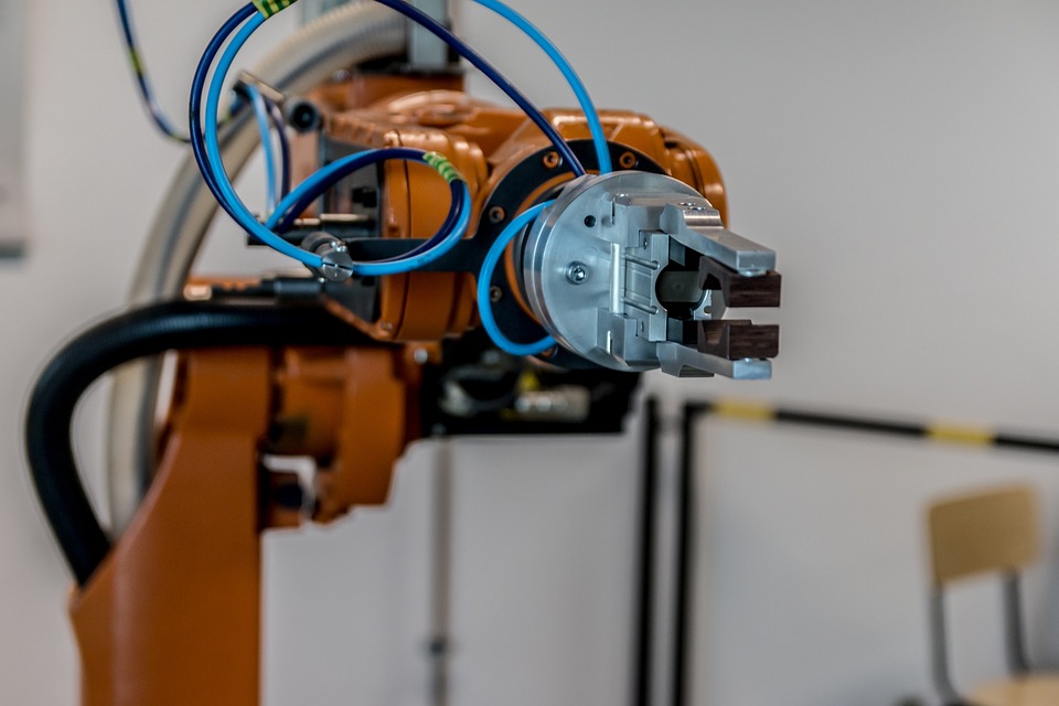 Roboții bazați pe AI ajută la combaterea problemei deșeurilor electronice