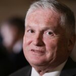 Un fost ambasador SUA în România îl critică dur pe Simion: „El cu adevărul nu s-a întâlnit în viața lui”