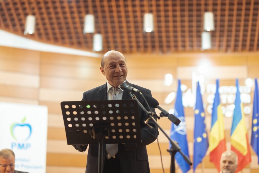 Băsescu: Nicu și Marcel au plecat, dar trebuie să răspundă