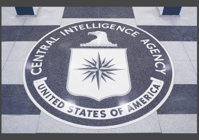 CIA are nevoie urgentă de oameni pentru a spiona China. Cum îi pune Trump piedici