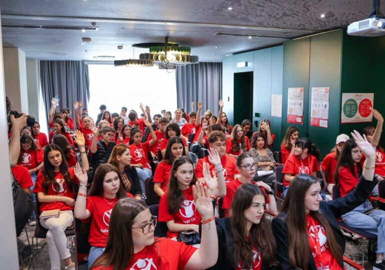 Adolescenții raportează o deteriorare a stării generale de sănătate mintală. Ce cer autorităților