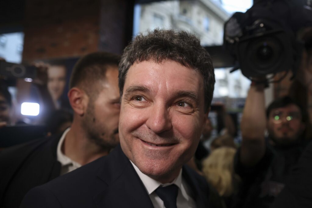 INSTANT_NICUSOR_DAN_EXIT_POLL_000_INQUAM_Photos_Ge