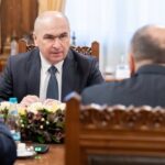 Bolojan: Din punct de vedere economic lucrurile nu stau bine în România. E posibil să avem și creșteri de taxe și impozite. Ce spune despre disponibilizări