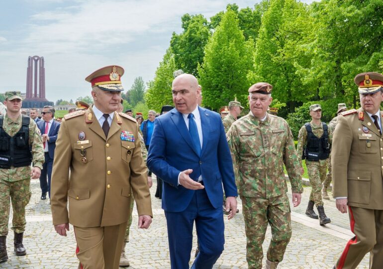 Fake news despre Bolojan: Informații false privind trimiterea de militari români în Ucraina