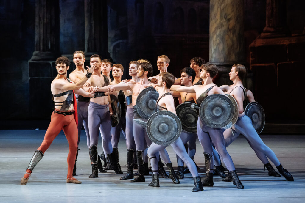 Baletul „Spartacus” la Bucharest Opera Festival cu ansamblurile Teatrului Național de Operă și Balet din Chișinău