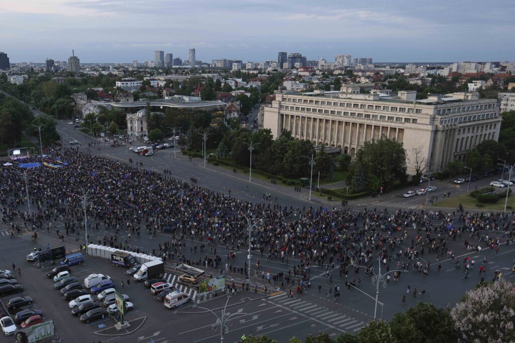 Mars Europa Piata Victoriei